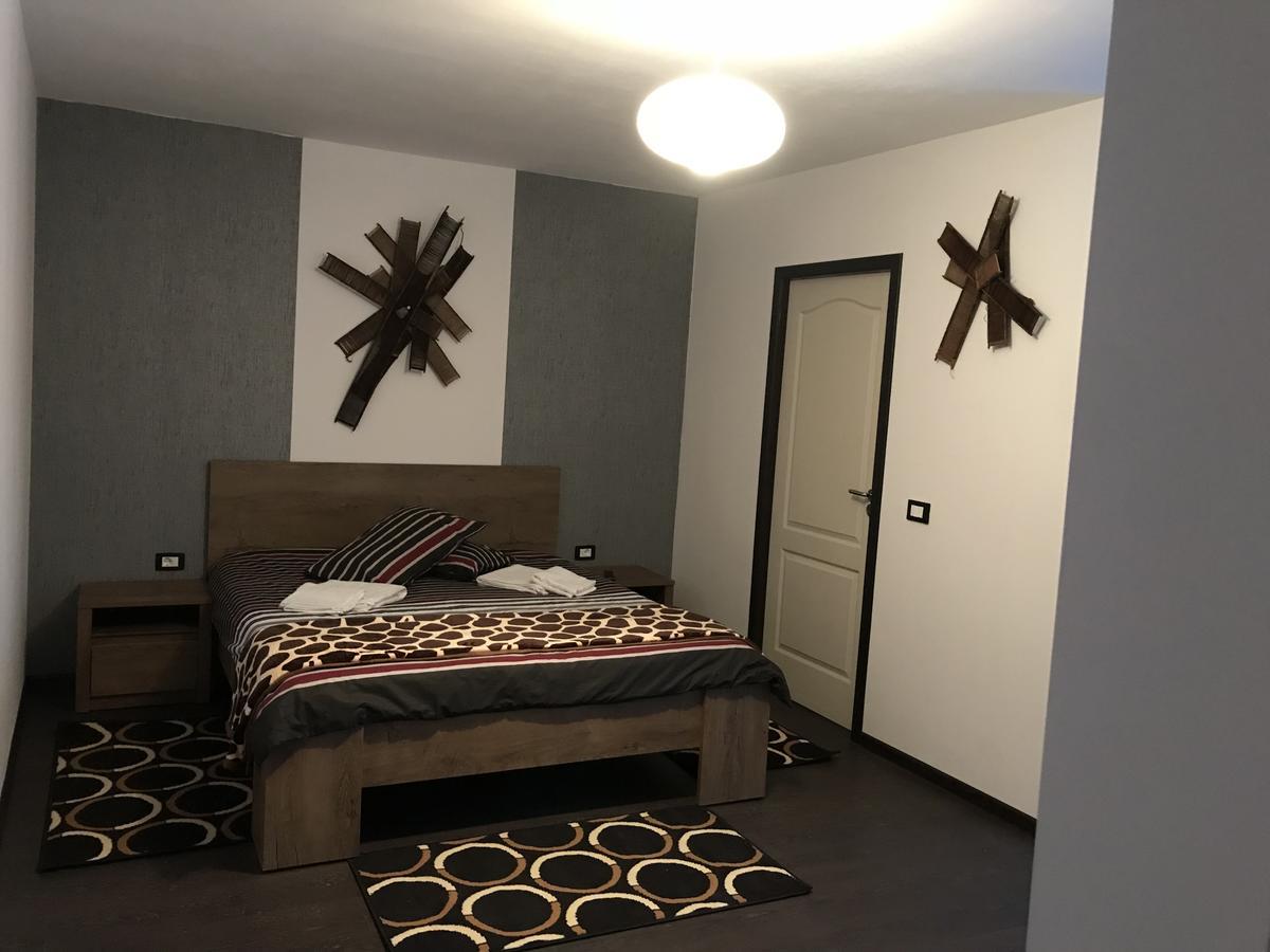 Văleni Casa Relax酒店 外观 照片