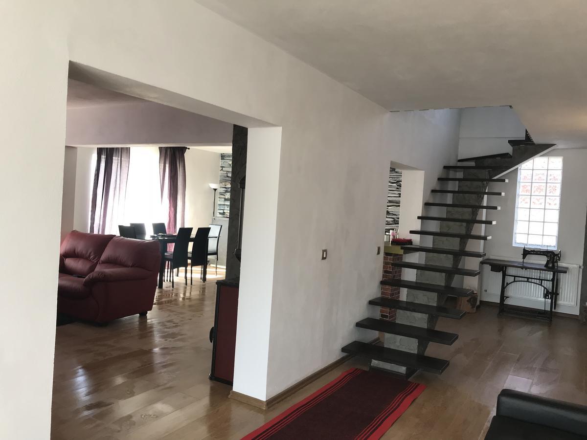 Văleni Casa Relax酒店 外观 照片