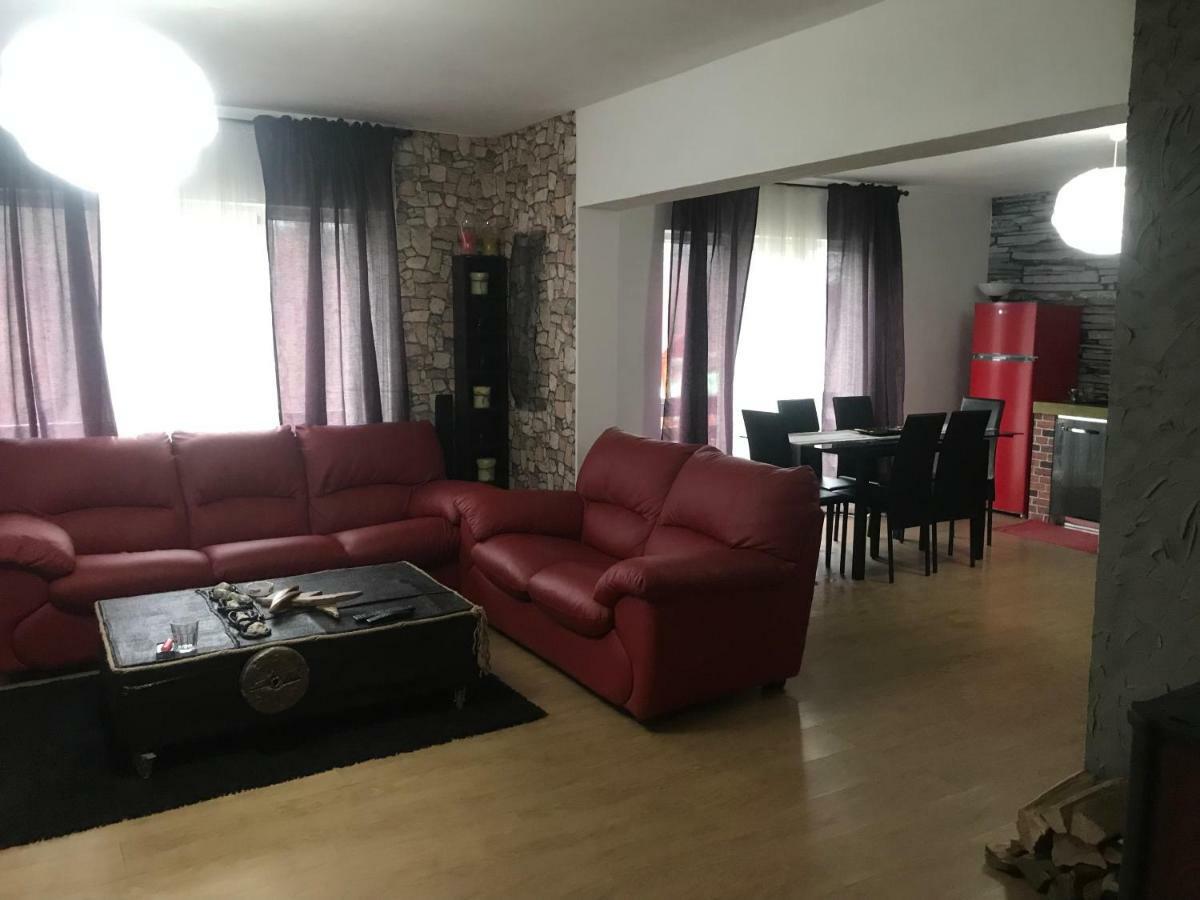Văleni Casa Relax酒店 外观 照片