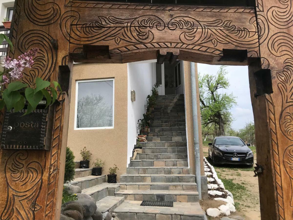 Văleni Casa Relax酒店 外观 照片
