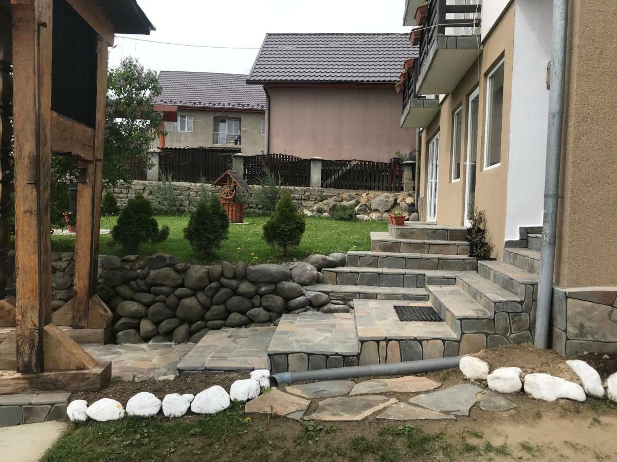 Văleni Casa Relax酒店 外观 照片