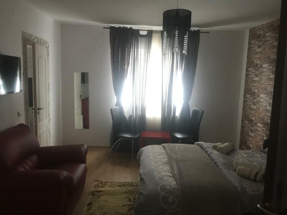 Văleni Casa Relax酒店 外观 照片